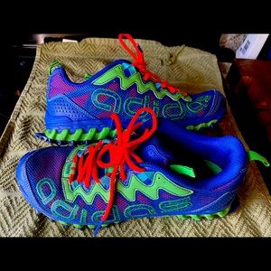 Adidas Vigor TR, size 7 , blue, green, orange